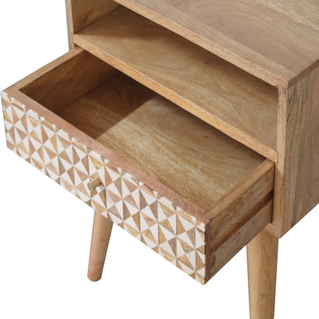 Sarina Bedside - Image 4