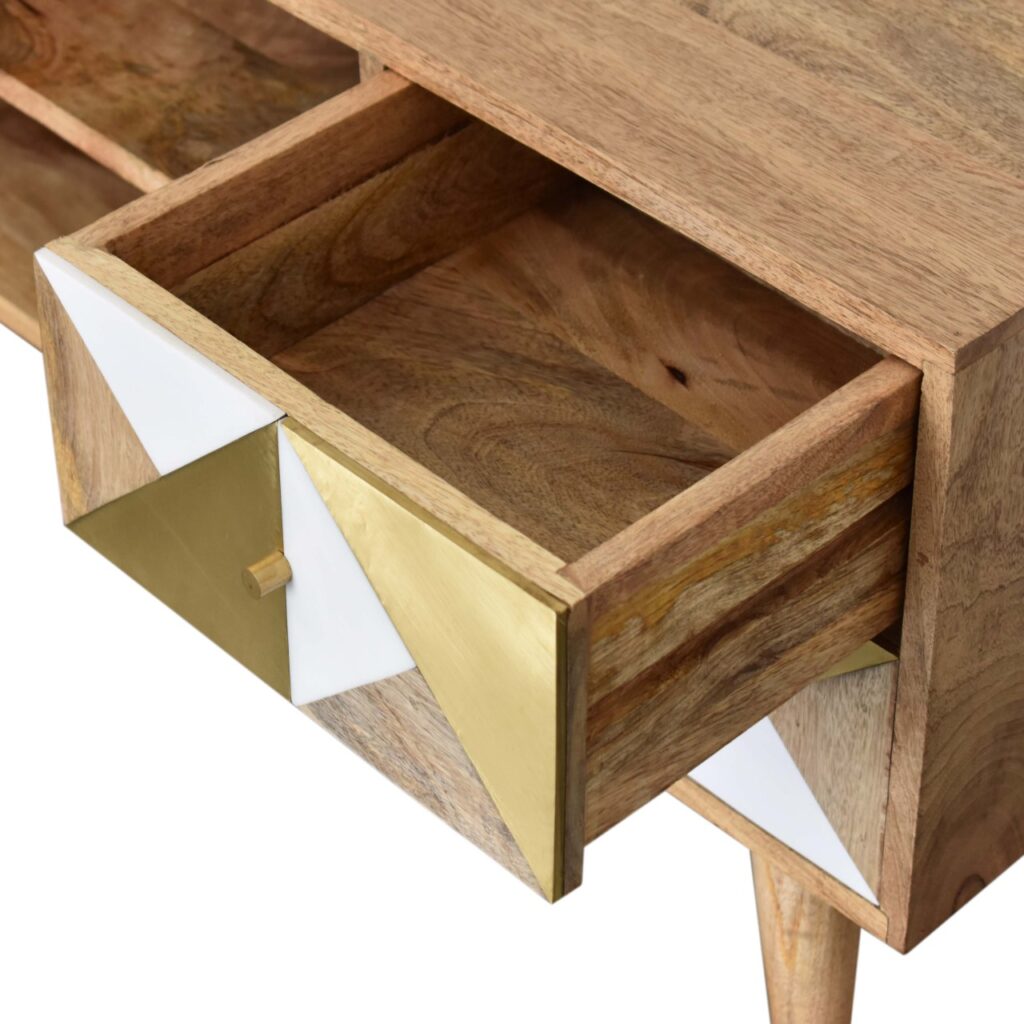 Ivy Media Unit - Image 5